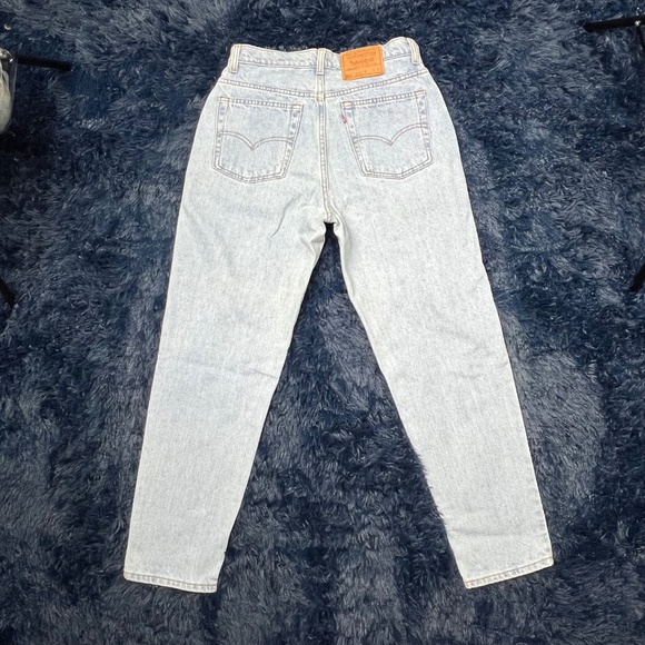 |•LEVI'S•| 521 Tapered Fit Tapered Leg Light Wash Jeans Size 12 Petite Rare - Picture 1 of 15